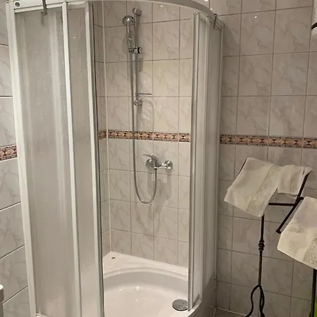 Kamienica Na Krakowskiej 120 M2 Apartamento *